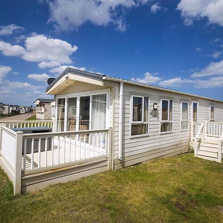 Beautiful 6 Berth Caravan By The Beach In Suffolk Ref 40076Nd Лоустофт Экстерьер фото