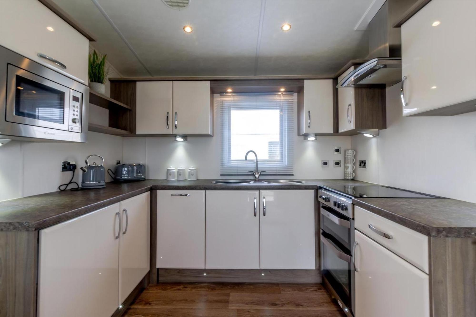 Beautiful 6 Berth Caravan By The Beach In Suffolk Ref 40076Nd Лоустофт Экстерьер фото